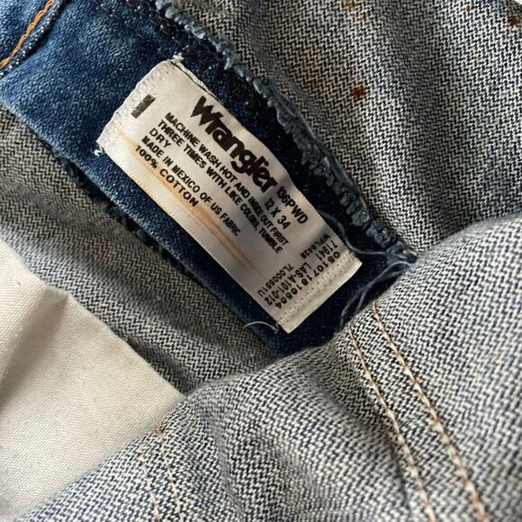 Vintage Wrangler Cut Off Jean Shorts 32 x 10.5 - Picture 8 of 8